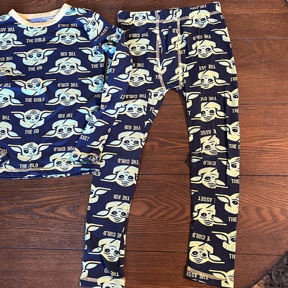 Size Small climate right by cuddl duds - Picture 2 of 7